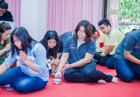 ภาพกิจกรรม คณะวิทยาศาสตร์และเทคโนโลยี จัดกิจกรรมทำบุญคณะวิทยาศาสตร์และเทคโนโลยี ประจำปี 2560