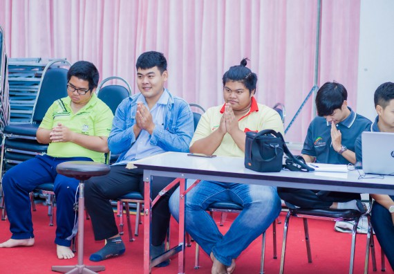 ภาพกิจกรรม คณะวิทยาศาสตร์และเทคโนโลยี จัดกิจกรรมทำบุญคณะวิทยาศาสตร์และเทคโนโลยี ประจำปี 2560