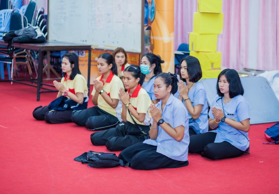 ภาพกิจกรรม คณะวิทยาศาสตร์และเทคโนโลยี จัดกิจกรรมทำบุญคณะวิทยาศาสตร์และเทคโนโลยี ประจำปี 2560