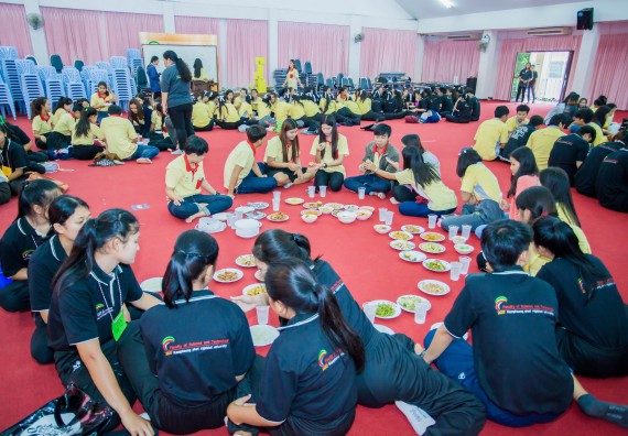 ภาพกิจกรรม คณะวิทยาศาสตร์และเทคโนโลยี จัดกิจกรรมทำบุญคณะวิทยาศาสตร์และเทคโนโลยี ประจำปี 2560