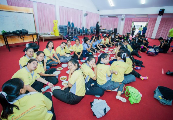 ภาพกิจกรรม คณะวิทยาศาสตร์และเทคโนโลยี จัดกิจกรรมทำบุญคณะวิทยาศาสตร์และเทคโนโลยี ประจำปี 2560