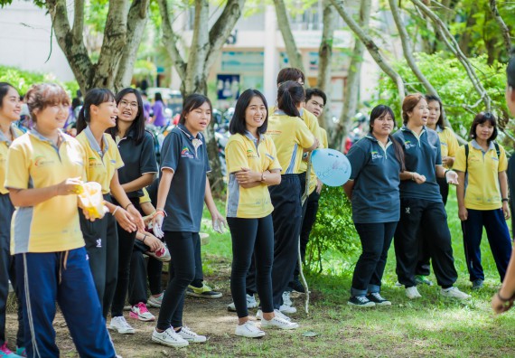 ภาพกิจกรรม สโมสรนักศึกษาคณะวิทยาศาสตร์และเทคโนโลยี จัดกิจกรรมสายสัมพันธ์น้องพี่ คณะวิทยาศาสตร์และเทคโนโลยี ประจำปี 2560