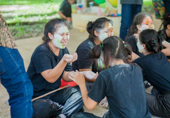 ภาพกิจกรรม สโมสรนักศึกษาคณะวิทยาศาสตร์และเทคโนโลยี จัดกิจกรรมสายสัมพันธ์น้องพี่ คณะวิทยาศาสตร์และเทคโนโลยี ประจำปี 2560