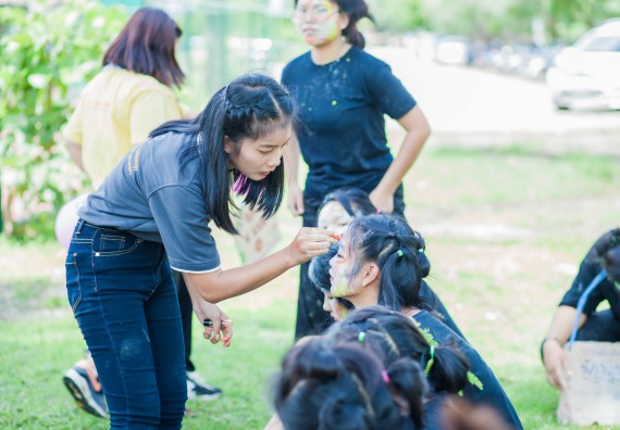 ภาพกิจกรรม สโมสรนักศึกษาคณะวิทยาศาสตร์และเทคโนโลยี จัดกิจกรรมสายสัมพันธ์น้องพี่ คณะวิทยาศาสตร์และเทคโนโลยี ประจำปี 2560