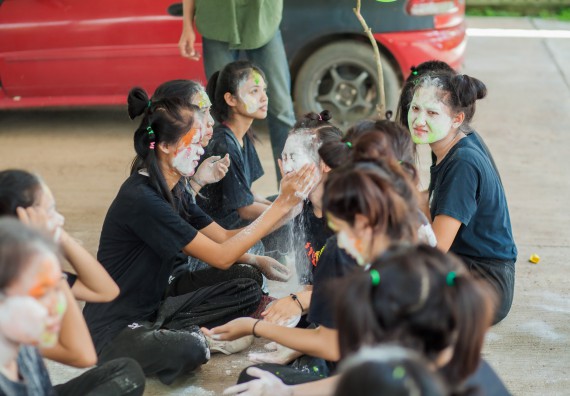 ภาพกิจกรรม สโมสรนักศึกษาคณะวิทยาศาสตร์และเทคโนโลยี จัดกิจกรรมสายสัมพันธ์น้องพี่ คณะวิทยาศาสตร์และเทคโนโลยี ประจำปี 2560