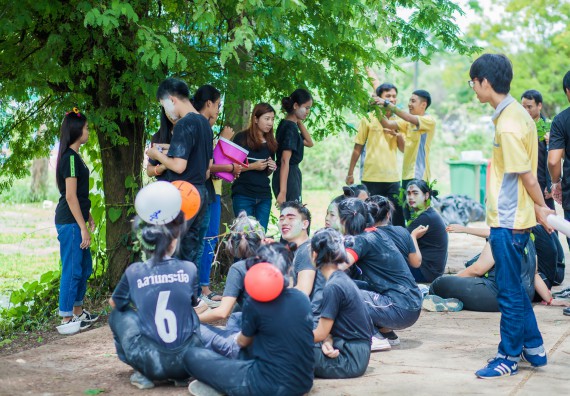 ภาพกิจกรรม สโมสรนักศึกษาคณะวิทยาศาสตร์และเทคโนโลยี จัดกิจกรรมสายสัมพันธ์น้องพี่ คณะวิทยาศาสตร์และเทคโนโลยี ประจำปี 2560