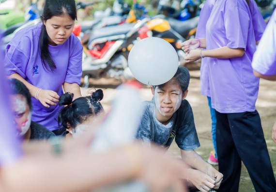 ภาพกิจกรรม สโมสรนักศึกษาคณะวิทยาศาสตร์และเทคโนโลยี จัดกิจกรรมสายสัมพันธ์น้องพี่ คณะวิทยาศาสตร์และเทคโนโลยี ประจำปี 2560