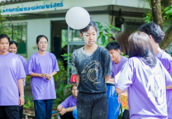 ภาพกิจกรรม สโมสรนักศึกษาคณะวิทยาศาสตร์และเทคโนโลยี จัดกิจกรรมสายสัมพันธ์น้องพี่ คณะวิทยาศาสตร์และเทคโนโลยี ประจำปี 2560
