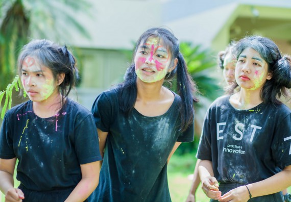 ภาพกิจกรรม สโมสรนักศึกษาคณะวิทยาศาสตร์และเทคโนโลยี จัดกิจกรรมสายสัมพันธ์น้องพี่ คณะวิทยาศาสตร์และเทคโนโลยี ประจำปี 2560