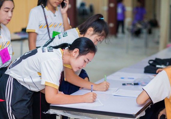 ภาพกิจกรรม คณะวิทยาศาสตร์และเทคโนโลยี จัดกิจกรรมบายศรีสู่ขวัญคณะวิทยาศาสตร์และเทคโนโลยี
