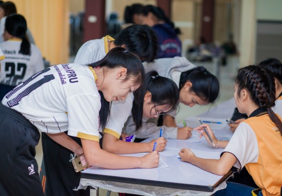 ภาพกิจกรรม คณะวิทยาศาสตร์และเทคโนโลยี จัดกิจกรรมบายศรีสู่ขวัญคณะวิทยาศาสตร์และเทคโนโลยี