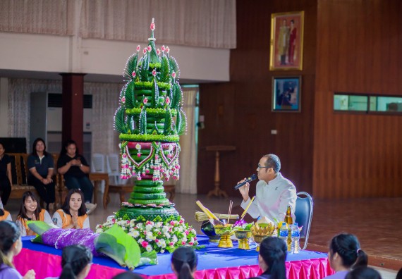 ภาพกิจกรรม คณะวิทยาศาสตร์และเทคโนโลยี จัดกิจกรรมบายศรีสู่ขวัญคณะวิทยาศาสตร์และเทคโนโลยี