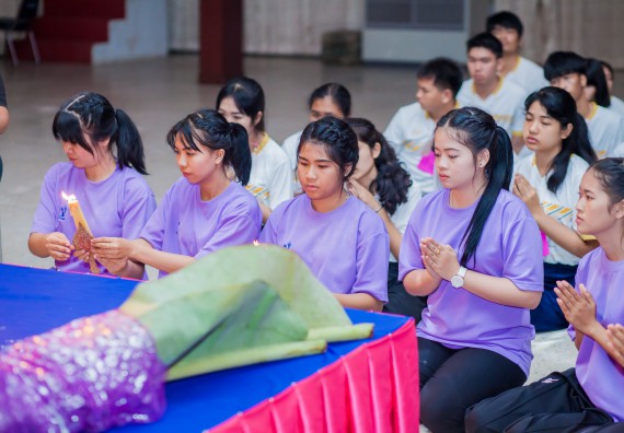 ภาพกิจกรรม คณะวิทยาศาสตร์และเทคโนโลยี จัดกิจกรรมบายศรีสู่ขวัญคณะวิทยาศาสตร์และเทคโนโลยี