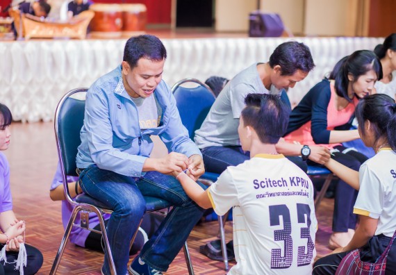 ภาพกิจกรรม คณะวิทยาศาสตร์และเทคโนโลยี จัดกิจกรรมบายศรีสู่ขวัญคณะวิทยาศาสตร์และเทคโนโลยี