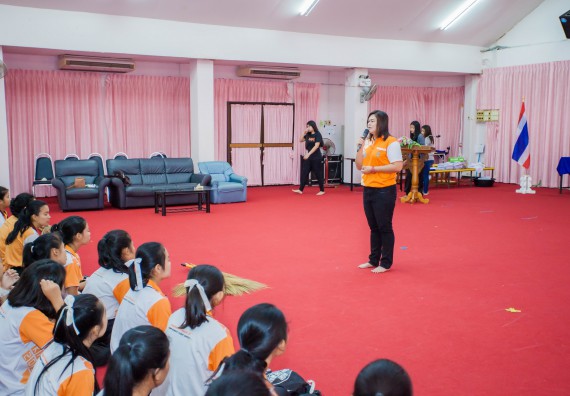 ภาพกิจกรรม คณะวิทยาศาสตร์และเทคโนโลยี จัดกิจกรรมพัฒนาสุนทรียภาพ ประจำปี 2560