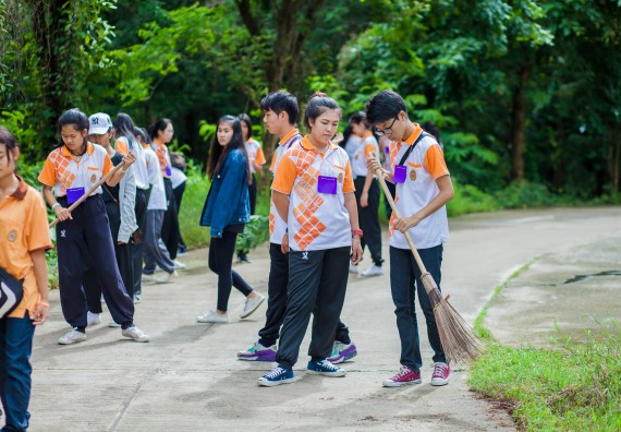 ภาพกิจกรรม คณะวิทยาศาสตร์และเทคโนโลยี จัดกิจกรรมพัฒนาสุนทรียภาพ ประจำปี 2560