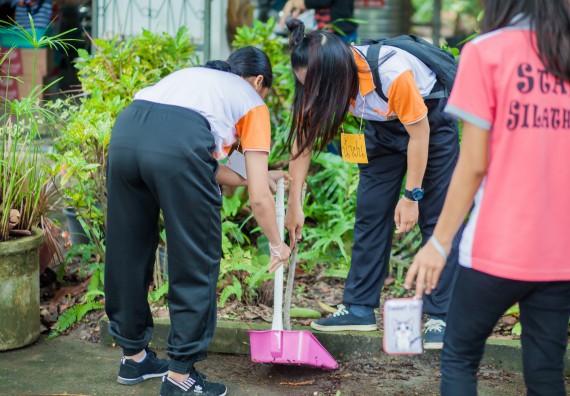 ภาพกิจกรรม คณะวิทยาศาสตร์และเทคโนโลยี จัดกิจกรรมพัฒนาสุนทรียภาพ ประจำปี 2560