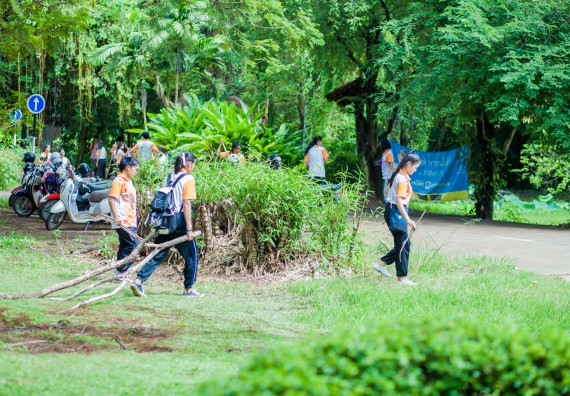ภาพกิจกรรม คณะวิทยาศาสตร์และเทคโนโลยี จัดกิจกรรมพัฒนาสุนทรียภาพ ประจำปี 2560