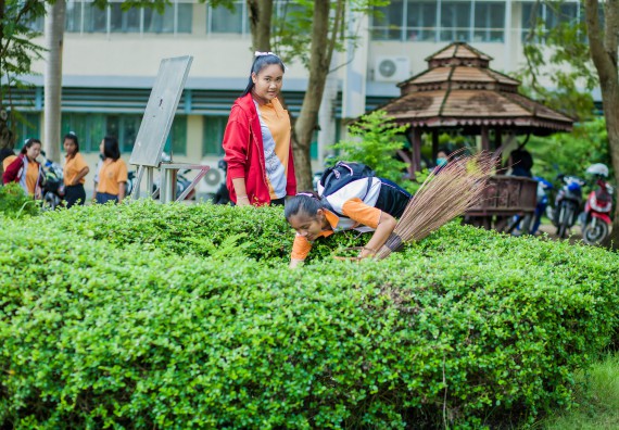 ภาพกิจกรรม คณะวิทยาศาสตร์และเทคโนโลยี จัดกิจกรรมพัฒนาสุนทรียภาพ ประจำปี 2560