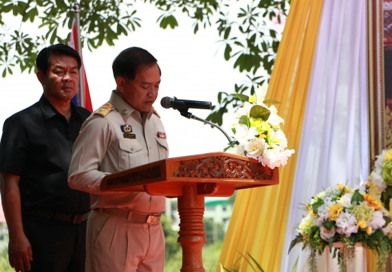 ภาพกิจกรรม ผู้บริหาร คณาจารย์และนักศึกษา คณะวิทยาศาสตร์และเทคโนโลยี เข้าร่วมโครงการขุดลอกคูคลองกำจัดวัชพืช และมหาวิทยาลัยสะอาดเฉลิมพระเกียรติสมเด็จพระเจ้าอยู่หัวมหาวชิราลงกรณ บดินทรเทพยวรางกูร เนื่องในโอกาสวันเฉลิมพระชนมพรรษา 65 พรรษา 28 กรกฎาคม 2560