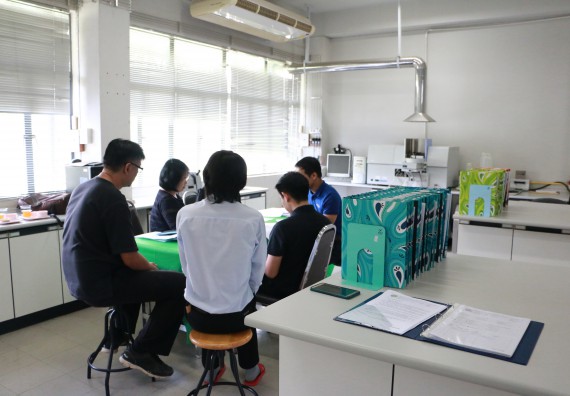 ภาพกิจกรรม ศูนย์ส่งเสริมและตรวจสอบการผลิตตามมาตรฐานความปลอดภัยทางอาหาร ได้รับการตรวจประเมินระบบ ISO 17025:2005 เบื้องต้น (Pre-audit)