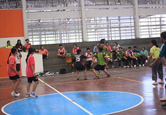 ภาพกิจกรรม โปรแกรมวิชาวิทยาการคอมพิวเตอร์ จัดกิจกรรมสายสัมพันธ์น้องพี่และกีฬา โปรแกรมวิชาวิทยาการคอมพิวเตอร์