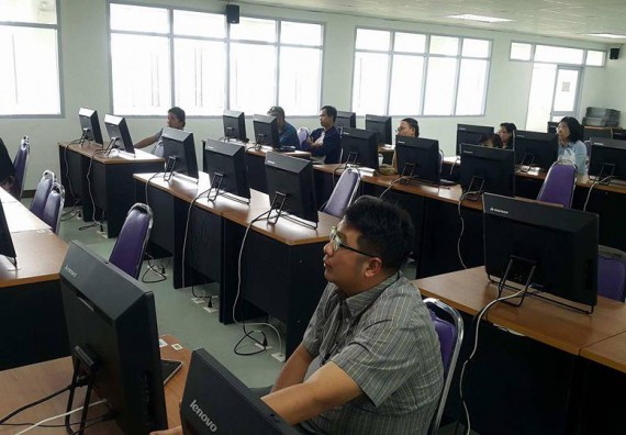 ภาพกิจกรรม คณะวิทยาศาสตร์และเทคโนโลยี เข้าร่วมการอบรมการใช้ระบบจัดทำ มคอ.3ผ่านระบบเครือข่าย