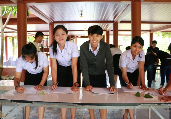 ภาพกิจกรรม คณะวิทยาศาสตร์และเทคโนโลยี เข้าร่วมโครงการอบรมสัมมนาเสริมสร้างศักยภาพในการอนุรักษ์สิ่งแวดล้อมธรรมชาติ หัวข้อ วิธีการวาดภาพทางพฤกษศาสตร์