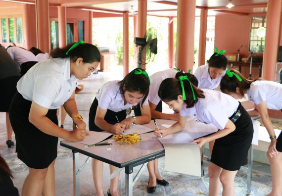 ภาพกิจกรรม คณะวิทยาศาสตร์และเทคโนโลยี เข้าร่วมโครงการอบรมสัมมนาเสริมสร้างศักยภาพในการอนุรักษ์สิ่งแวดล้อมธรรมชาติ หัวข้อ วิธีการวาดภาพทางพฤกษศาสตร์