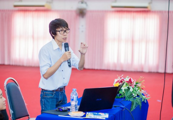 ภาพกิจกรรม คณะวิทยาศาสตร์และเทคโนโลยี จัดกิจกรรมส่งเสริมความรู้ เรื่อง ความปลอดภัยในห้องปฏิบัติการทางวิทยาศาสตร์