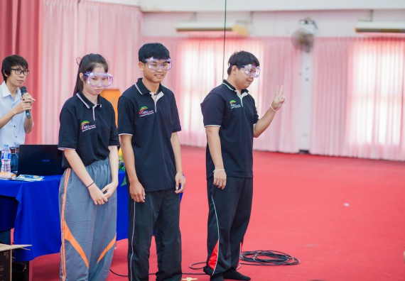 ภาพกิจกรรม คณะวิทยาศาสตร์และเทคโนโลยี จัดกิจกรรมส่งเสริมความรู้ เรื่อง ความปลอดภัยในห้องปฏิบัติการทางวิทยาศาสตร์