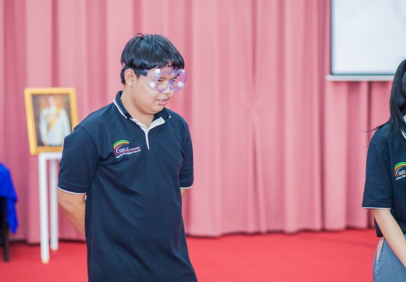 ภาพกิจกรรม คณะวิทยาศาสตร์และเทคโนโลยี จัดกิจกรรมส่งเสริมความรู้ เรื่อง ความปลอดภัยในห้องปฏิบัติการทางวิทยาศาสตร์