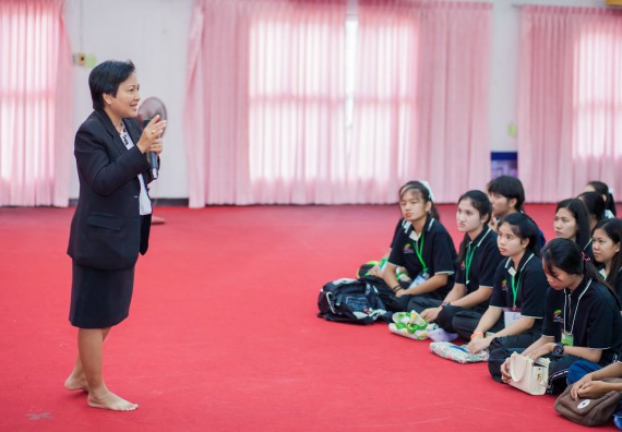 ภาพกิจกรรม คณะวิทยาศาสตร์และเทคโนโลยี จัดกิจกรรมส่งเสริมความรู้ เรื่อง ความปลอดภัยในห้องปฏิบัติการทางวิทยาศาสตร์