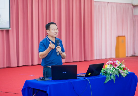 ภาพกิจกรรม คณะวิทยาศาสตร์และเทคโนโลยี จัดกิจกรรมส่งเสริมความรู้ เรื่อง ความปลอดภัยในห้องปฏิบัติการทางวิทยาศาสตร์