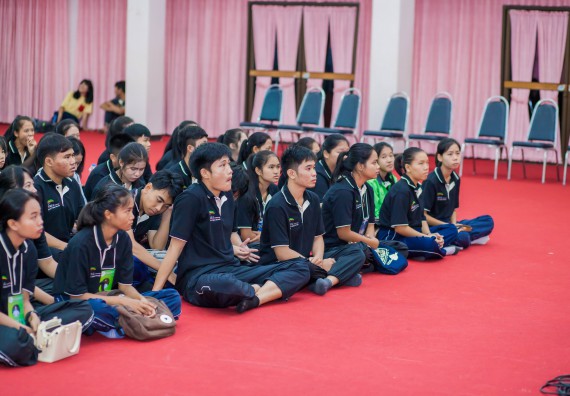 ภาพกิจกรรม คณะวิทยาศาสตร์และเทคโนโลยี จัดกิจกรรมส่งเสริมความรู้ เรื่อง ความปลอดภัยในห้องปฏิบัติการทางวิทยาศาสตร์