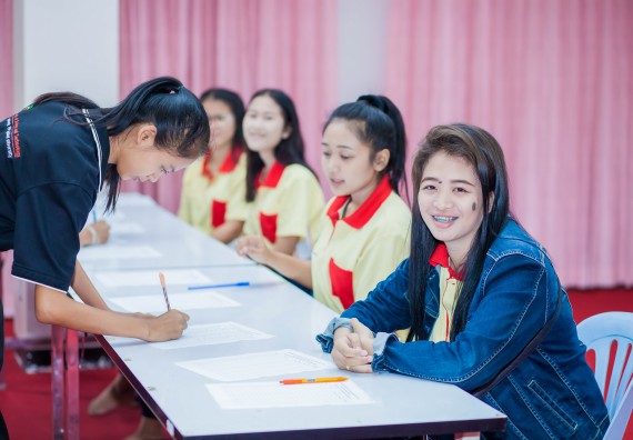 ภาพกิจกรรม คณะวิทยาศาสตร์และเทคโนโลยี จัดกิจกรรมส่งเสริมความรู้ เรื่อง ความปลอดภัยในห้องปฏิบัติการทางวิทยาศาสตร์