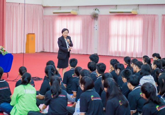 ภาพกิจกรรม คณะวิทยาศาสตร์และเทคโนโลยี จัดกิจกรรมส่งเสริมความรู้ เรื่อง ความปลอดภัยในห้องปฏิบัติการทางวิทยาศาสตร์