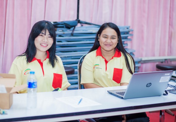 ภาพกิจกรรม คณะวิทยาศาสตร์และเทคโนโลยี จัดกิจกรรมส่งเสริมความรู้ เรื่อง ความปลอดภัยในห้องปฏิบัติการทางวิทยาศาสตร์