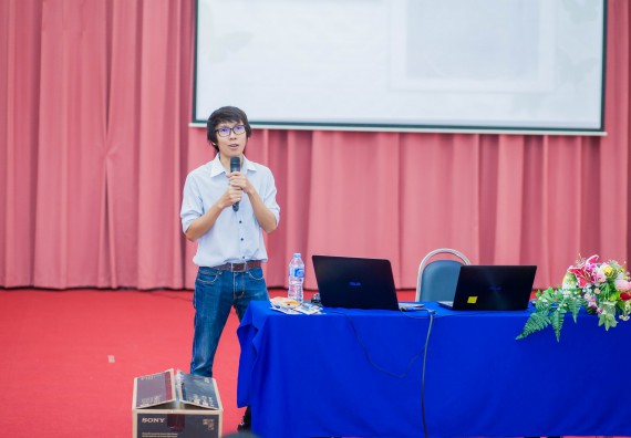 ภาพกิจกรรม คณะวิทยาศาสตร์และเทคโนโลยี จัดกิจกรรมส่งเสริมความรู้ เรื่อง ความปลอดภัยในห้องปฏิบัติการทางวิทยาศาสตร์