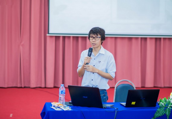 ภาพกิจกรรม คณะวิทยาศาสตร์และเทคโนโลยี จัดกิจกรรมส่งเสริมความรู้ เรื่อง ความปลอดภัยในห้องปฏิบัติการทางวิทยาศาสตร์