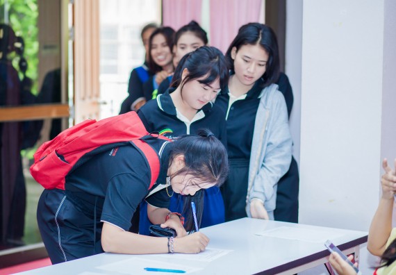 ภาพกิจกรรม คณะวิทยาศาสตร์และเทคโนโลยี จัดกิจกรรมส่งเสริมความรู้ เรื่อง ความปลอดภัยในห้องปฏิบัติการทางวิทยาศาสตร์