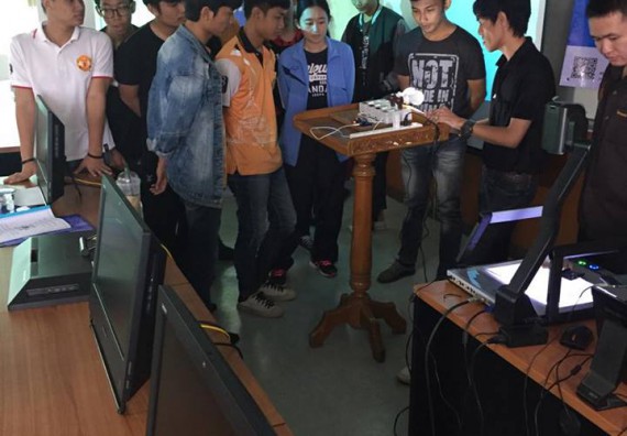 ภาพกิจกรรม โปรแกรมวิชาวิทยาการคอมพิวเตอร์ จัดโครงการเสริมทักษะด้านวิชาการ-การแข่งขันสำหรับนักศึกษาหลักสูตรวิทยาการคอมพิวเตอร์และหลักสูตรเทคโนโลยีสารสนเทศ ประจำปี 2560