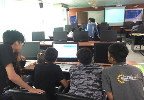 ภาพกิจกรรม โปรแกรมวิชาวิทยาการคอมพิวเตอร์ จัดโครงการเสริมทักษะด้านวิชาการ-การแข่งขันสำหรับนักศึกษาหลักสูตรวิทยาการคอมพิวเตอร์และหลักสูตรเทคโนโลยีสารสนเทศ ประจำปี 2560