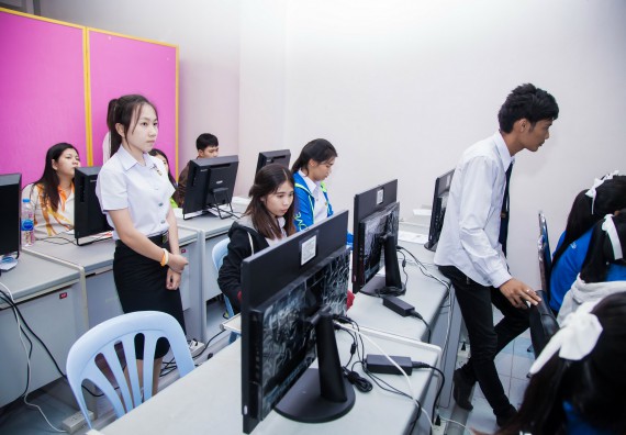 ภาพกิจกรรม คณะวิทยาศาสตร์และเทคโนโลยี จัดกิจกรรมส่งเสริมทักษะการวิเคราะห์เชิงตัวเลข การสื่อสารและการใช้เทคโนโลยีสารสนเทศ เรื่อง การใช้งาน Google Docs เบื้องต้น