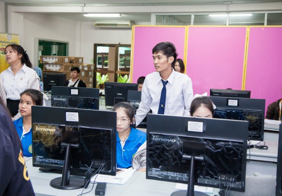 ภาพกิจกรรม คณะวิทยาศาสตร์และเทคโนโลยี จัดกิจกรรมส่งเสริมทักษะการวิเคราะห์เชิงตัวเลข การสื่อสารและการใช้เทคโนโลยีสารสนเทศ เรื่อง การใช้งาน Google Docs เบื้องต้น