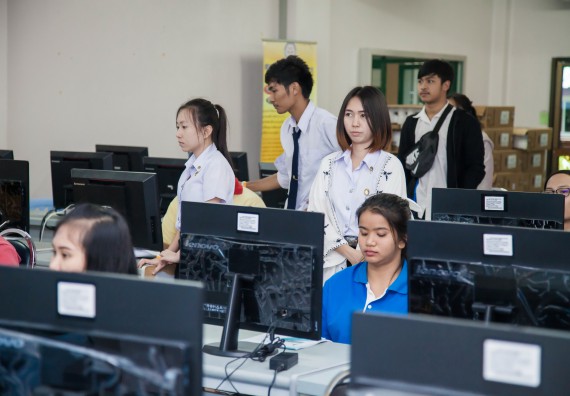 ภาพกิจกรรม คณะวิทยาศาสตร์และเทคโนโลยี จัดกิจกรรมส่งเสริมทักษะการวิเคราะห์เชิงตัวเลข การสื่อสารและการใช้เทคโนโลยีสารสนเทศ เรื่อง การใช้งาน Google Docs เบื้องต้น