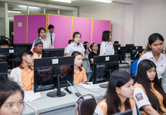 ภาพกิจกรรม คณะวิทยาศาสตร์และเทคโนโลยี จัดกิจกรรมส่งเสริมทักษะการวิเคราะห์เชิงตัวเลข การสื่อสารและการใช้เทคโนโลยีสารสนเทศ เรื่อง การใช้งาน Google Docs เบื้องต้น