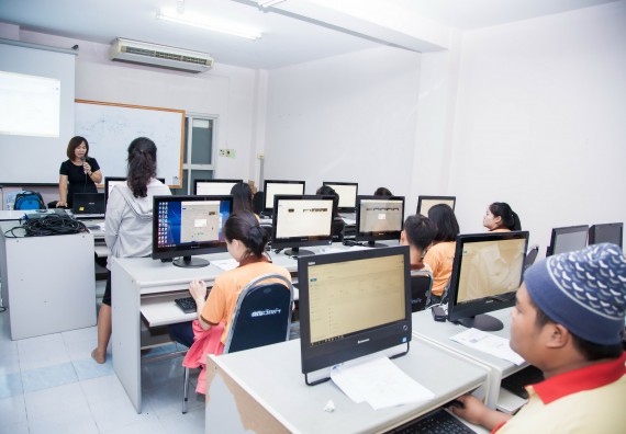 ภาพกิจกรรม คณะวิทยาศาสตร์และเทคโนโลยี จัดกิจกรรมส่งเสริมทักษะการวิเคราะห์เชิงตัวเลข การสื่อสารและการใช้เทคโนโลยีสารสนเทศ เรื่อง การใช้งาน Google Docs เบื้องต้น