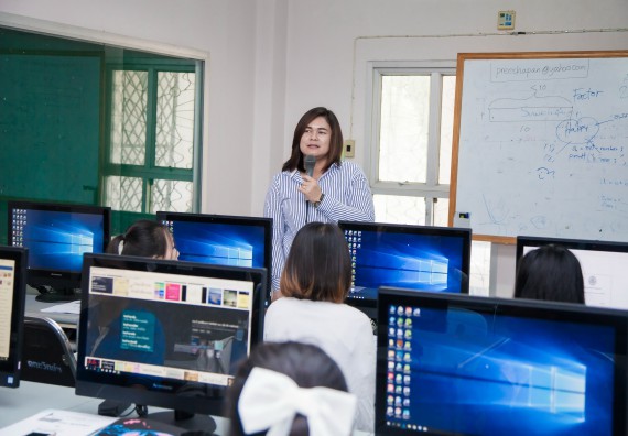 ภาพกิจกรรม คณะวิทยาศาสตร์และเทคโนโลยี จัดกิจกรรมส่งเสริมทักษะการวิเคราะห์เชิงตัวเลข การสื่อสารและการใช้เทคโนโลยีสารสนเทศ เรื่อง การใช้งาน Google Docs เบื้องต้น