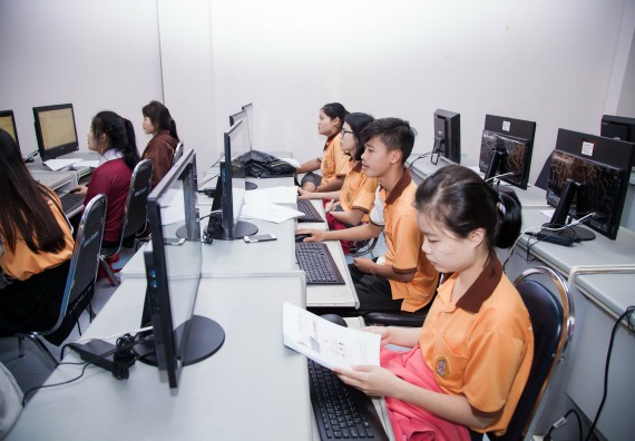 ภาพกิจกรรม คณะวิทยาศาสตร์และเทคโนโลยี จัดกิจกรรมส่งเสริมทักษะการวิเคราะห์เชิงตัวเลข การสื่อสารและการใช้เทคโนโลยีสารสนเทศ เรื่อง การใช้งาน Google Docs เบื้องต้น